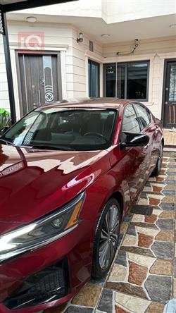 نيسان ألتيما